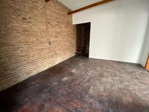 Depto Tipo Casa 3 ambientes con 1 baño