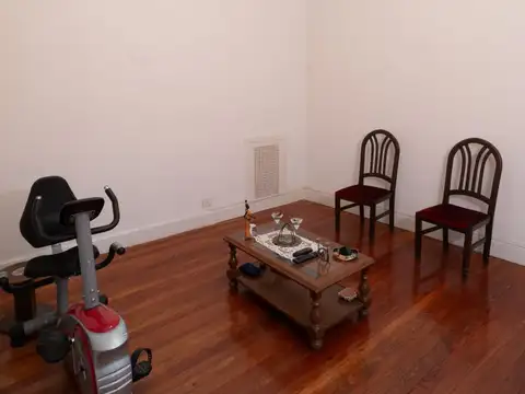 Departamento en Venta en Balvanera, USD 97.000