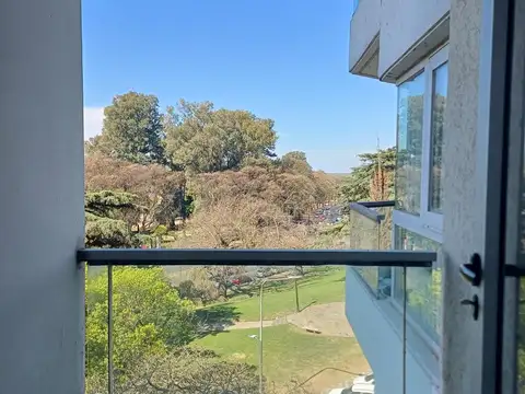Departamento en Alquiler en Martín, $ 400.000