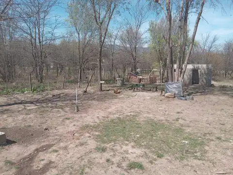 CABAÑA 2 DORM COSQUÍN 1140 M2 TERRENO CORDOBA
