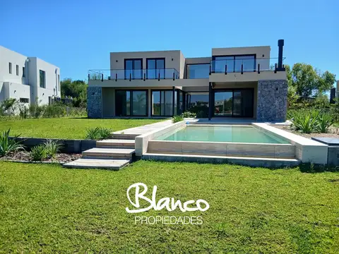 Casa  en Venta en Pilara, Barrio La Calesa, Pilar, G.B.A. Zona Norte