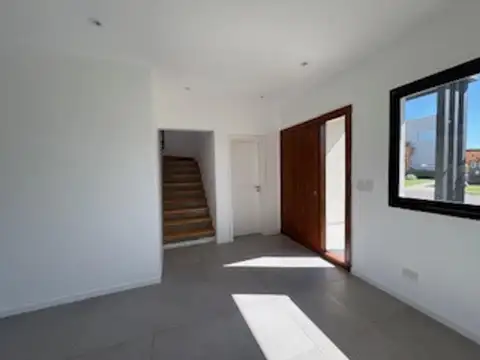 Casa En Venta En San Ramiro