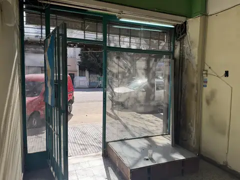 Local en Alquiler en Villa Luro, $ 850.000