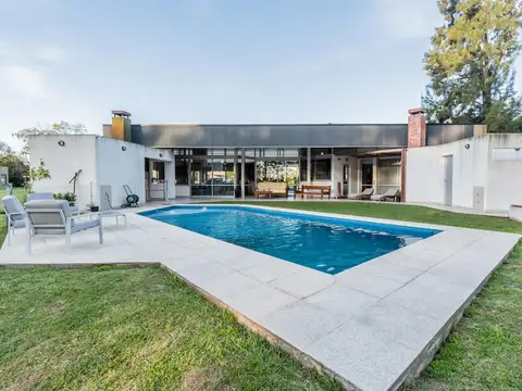 Venta casa de cuatro ambientes con piscina en Haras del Sol, Pilar_Apto crédito