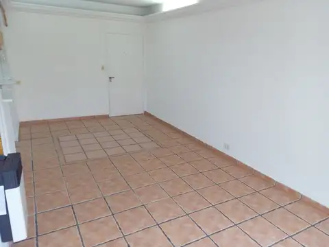 El Tabaquillo 100, Piso pb