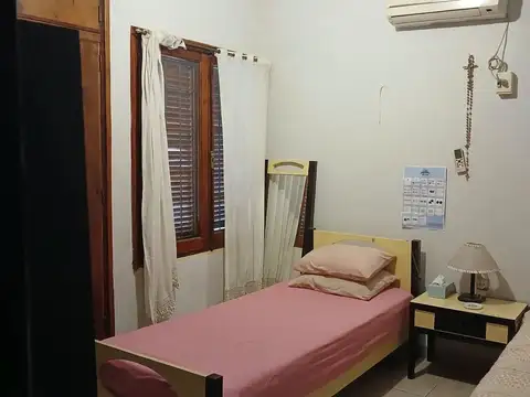 CASA EN ZONA OESTE - CALLE PEDRO GOYENA