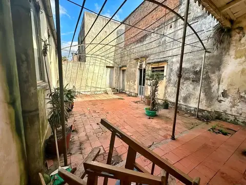 Amplio lote en excelente ubicación