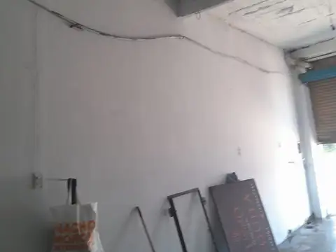 Alquiler de Local en Lanús Este!