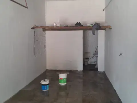 Local en Alquiler en Lanus Este, $ 600.000