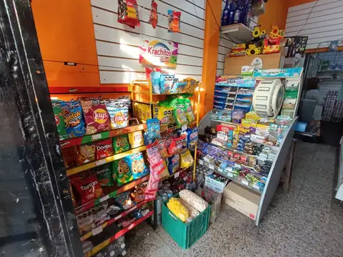 Fondo de comercio 24 HS. despensa y fiambrería en venta - Avenida Avellaneda 2466
