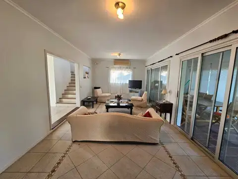 Casa  en Alquiler en La Casualidad, Pilar, G.B.A. Zona Norte
