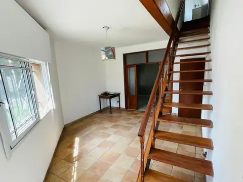 Casa en Venta en Castelar, USD 90.000