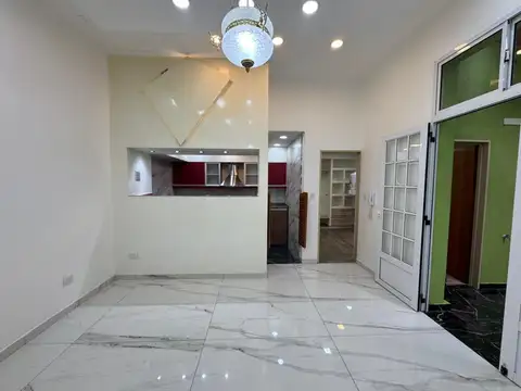 Depto Tipo Casa en Venta de 3 dormitorios
