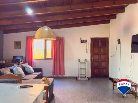 Casa 3 ambientes con 1 baño