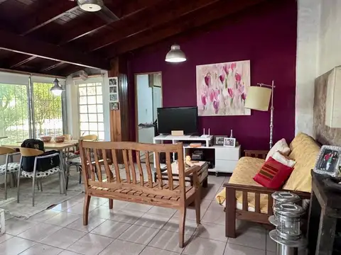 Casa en Venta en Parque Exaltacion, USD 149.900
