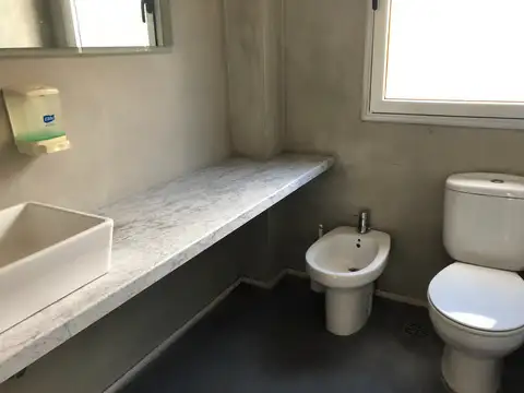 Oficina en Alquiler en Lomas de San Isidro, USD 950