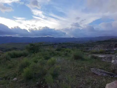 SE VENDE GRAN FRACCION 1.4 H LA CUMBRECITA 