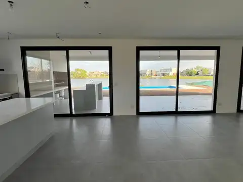 Casa en Venta en El Cantón, USD 450.000