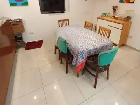 Depto Tipo Casa en Venta de 4 ambientes