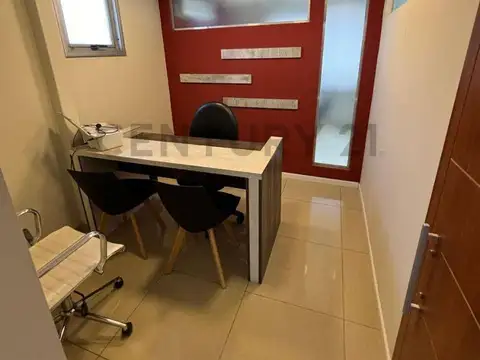 Av. San Martín 924 92400, Piso 0