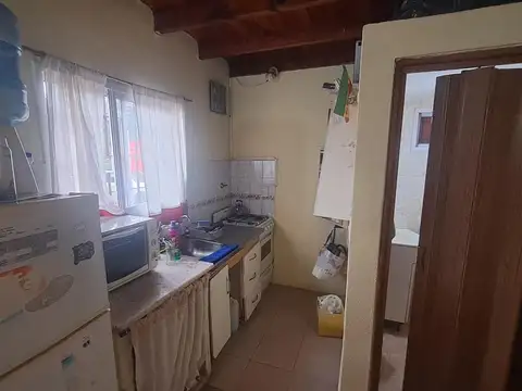 Casa 9 ambientes con 5 baños