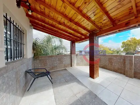 VENTA DEPARTAMENTO 2 AMBIENTES (con posibilidad de sumar1 dorm) CON AMPLIA TERRAZA EN CARAPACHAY