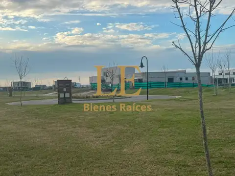 VENTA LOTE INTERNO EN EL NAUDIR