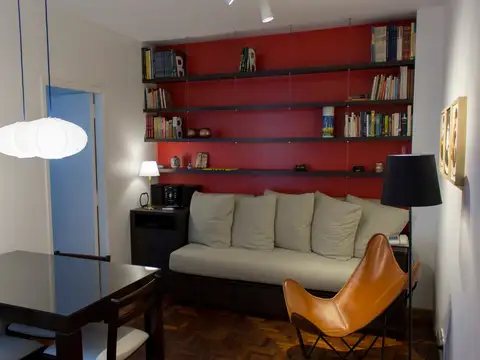 Simpático y cómodo depto, en Plena Recoleta. Centro gastronómico, comercial y estudiantil. LATERAL, amueblado.