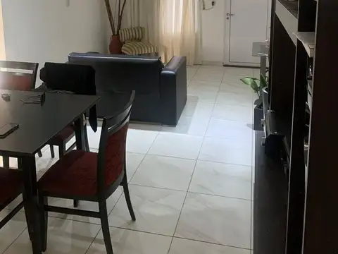 VENTA CASA FAMILIAR 3 DORMITORIOS - BARRIO NORTE