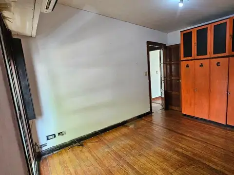 Depto Tipo Casa en Venta en Lanus Este, USD 99.000