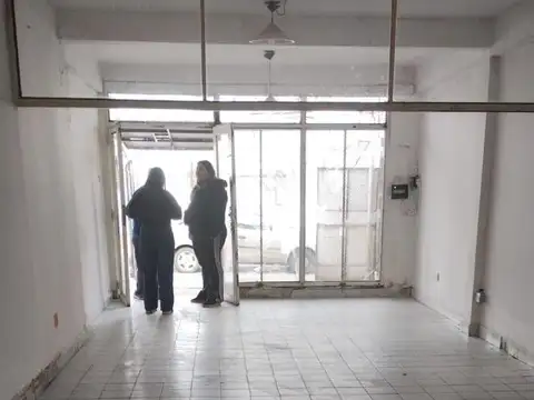 LOCAL COMERCIAL EN ALQUILER - Bº ISLAS MALVINAS - NEUQUÉN CAPITAL