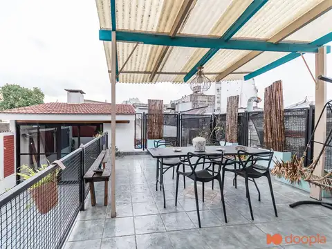 Depto Tipo Casa en Venta 15 años