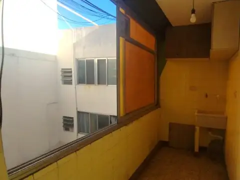 Departamento en Alquiler en República De La Sexta, $ 600.000