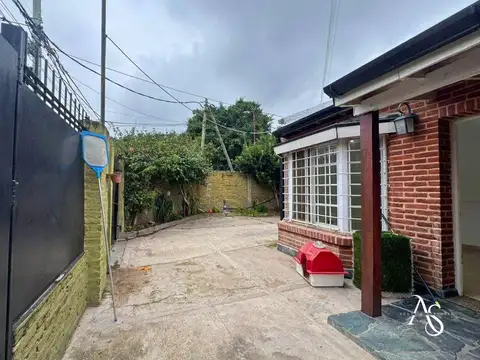 Casa 3 ambientes con 1 baño