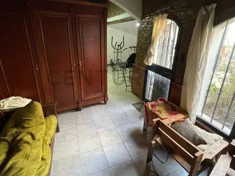 Sarmiento 200, Piso 0