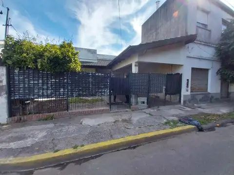 Local en Alquiler en Temperley, $ 400.000