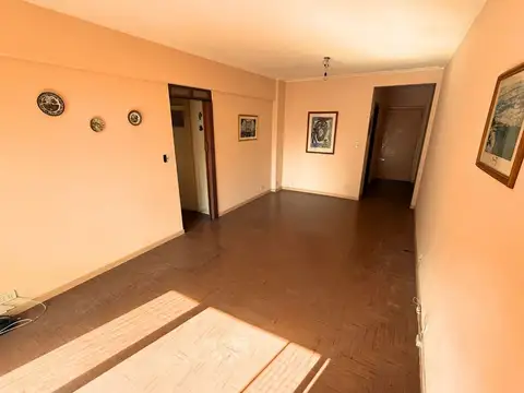 VENTA DPTO 4 AMB FLORES C/ BALCON - MUY LUMINOSO