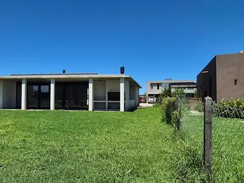 ALQUILER CASA EL CANTON NORTE 5 AMB 750MTS LOTEINT