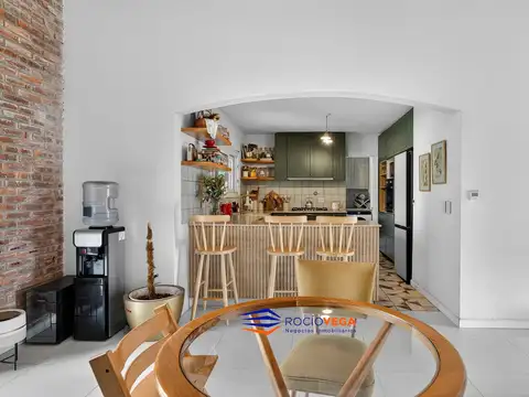Casa en Venta con 4 cocheras