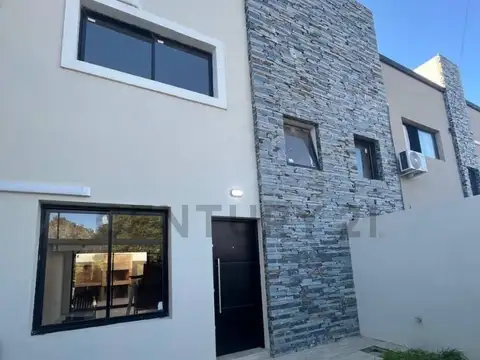 Venta de duplex a estrenar en Villa del Plata