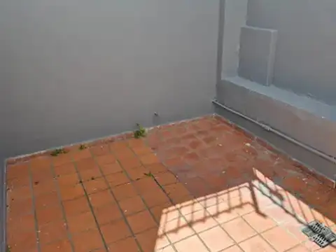 Casa en Venta en Castelar, USD 89.000