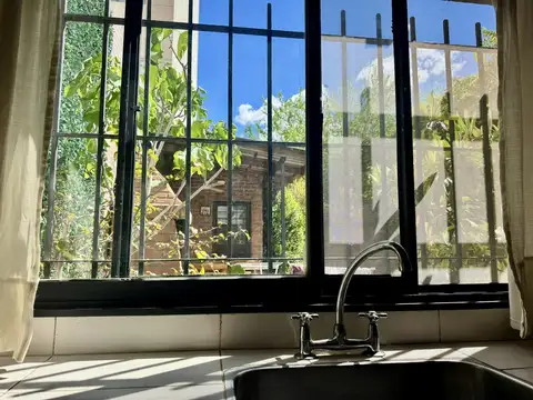 Depto Tipo Casa en Venta de 4 dormitorios