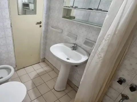 SE VENDE DPTO 2 AMB CON BALCON CERCA DEL OBELISCO