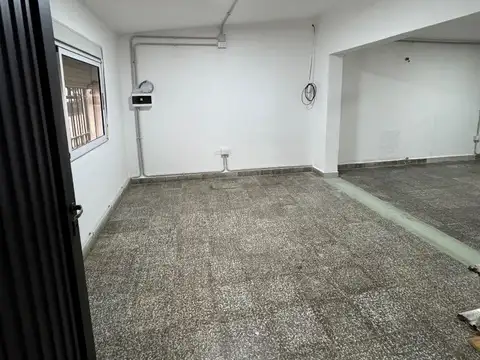 Alquilo local comercial Villa Allende, a mts Plaza