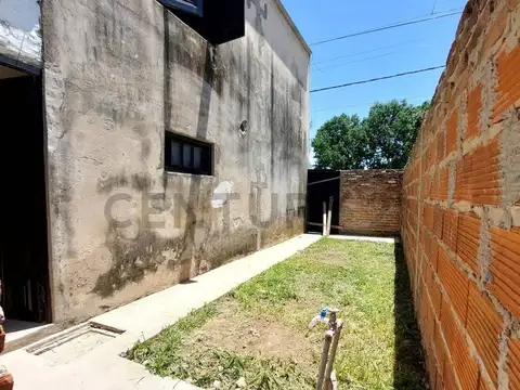 JUAN GAUNA 2700, Piso 0