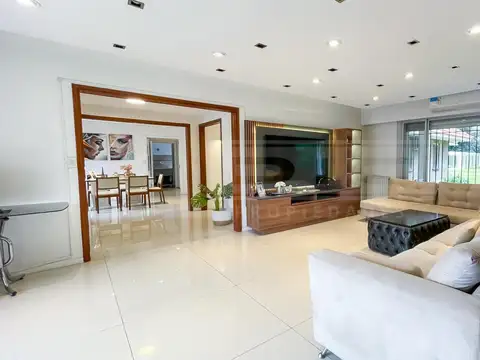 Casa en Venta en Santa Rita, USD 1.090.000