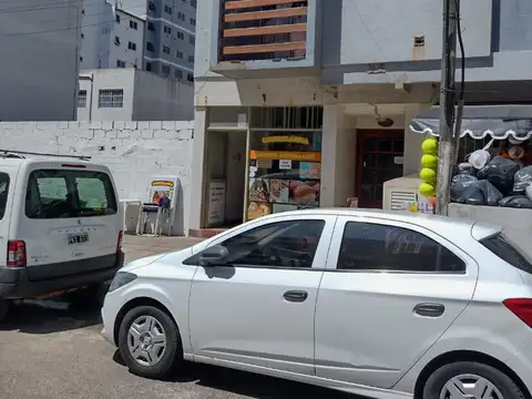 Local a la venta con gas natural