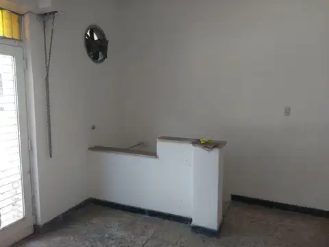 Local en Venta 50 años