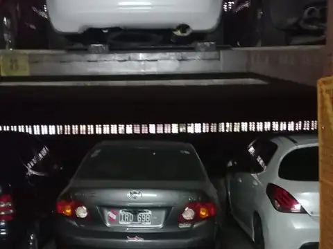 Cochera en Venta Cubierta