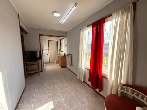 Casa en Venta con 5 cocheras